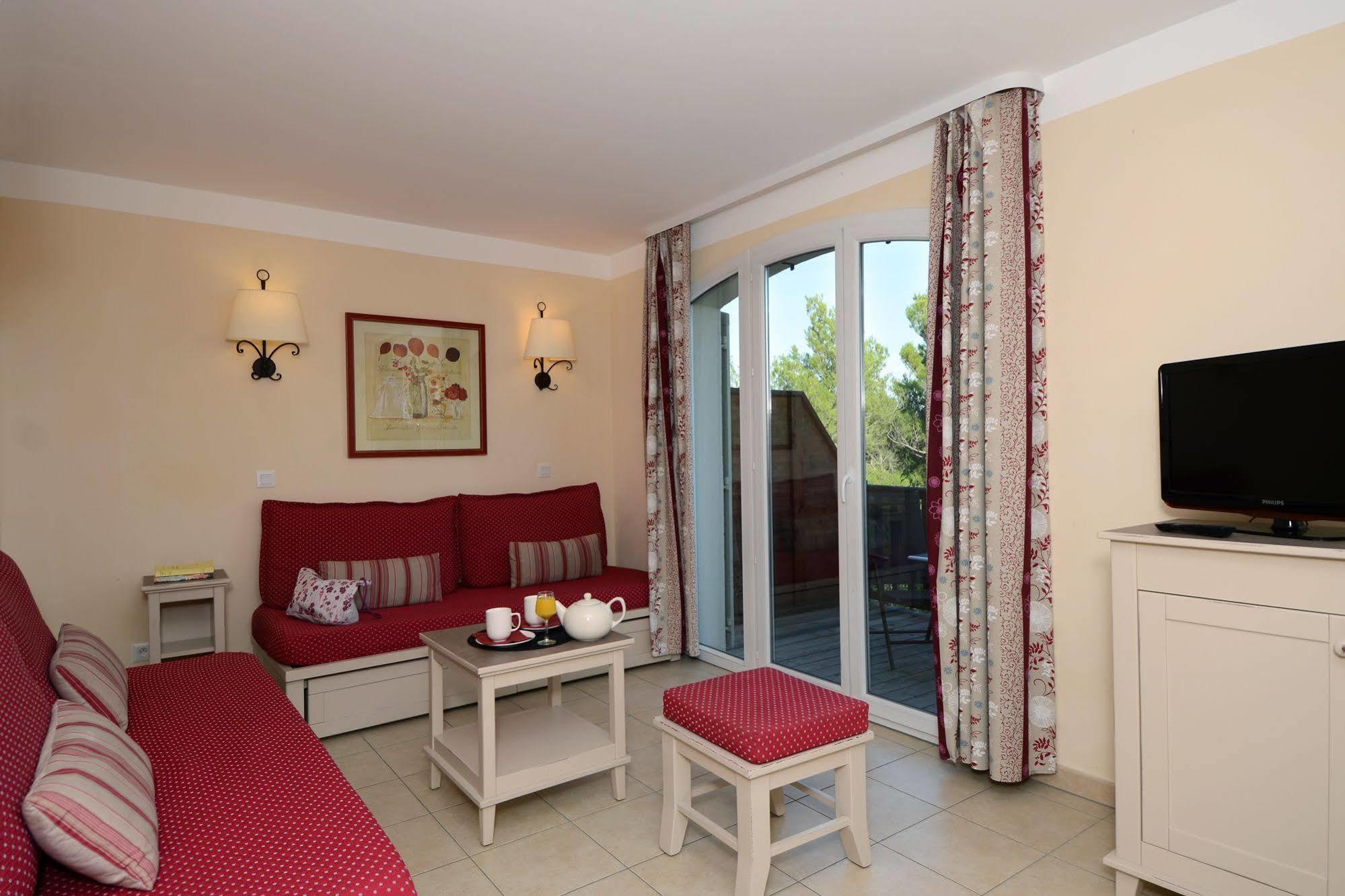 Residence Pierre & Vacances Les Coteaux De Pont-Royal Mallemort Luaran gambar