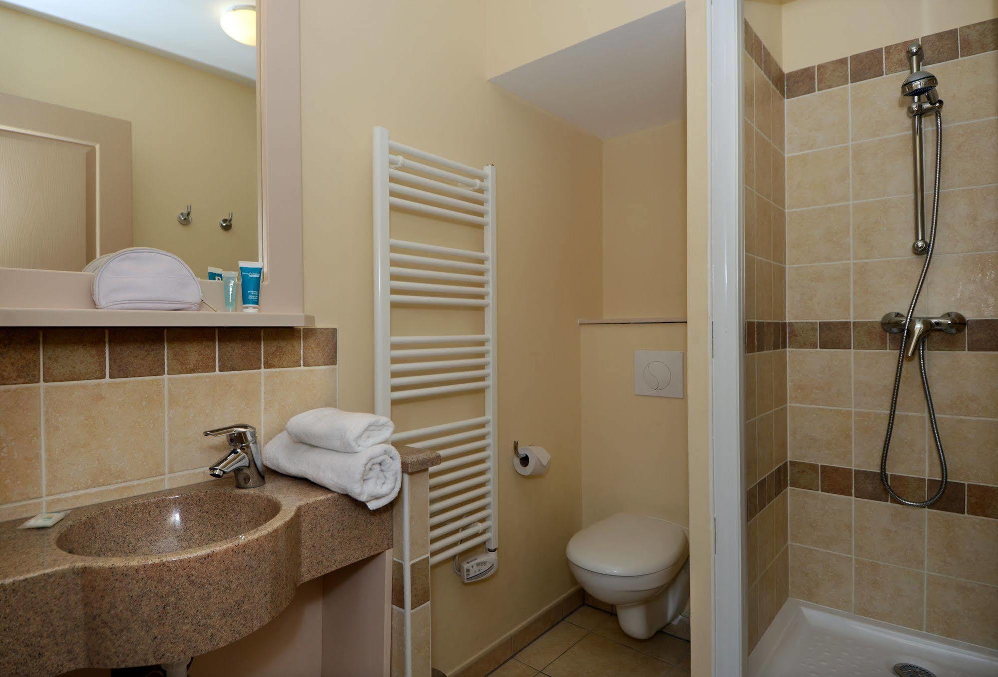 Residence Pierre & Vacances Les Coteaux De Pont-Royal Mallemort Luaran gambar
